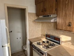  Woodward Ave Apt 1, East Haven