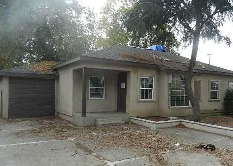 1724 E Yale Ave, Fresno CA Foreclosure Property