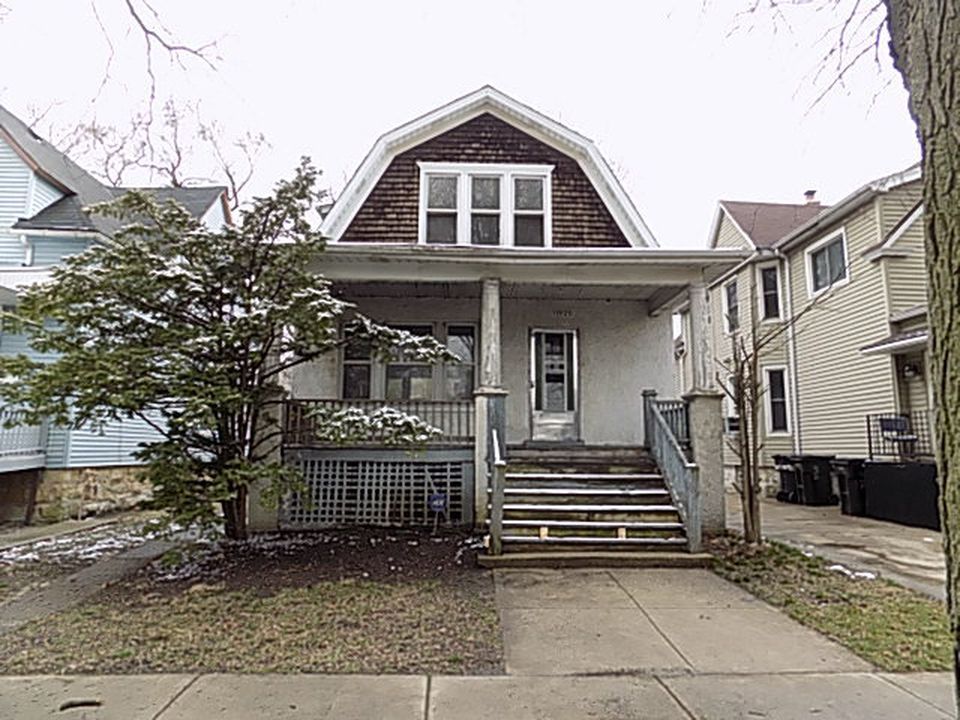 11920 S Yale Ave, Chicago IL Foreclosure Property