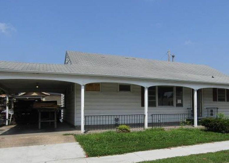 113 S 2nd St, Dupo IL Foreclosure Property