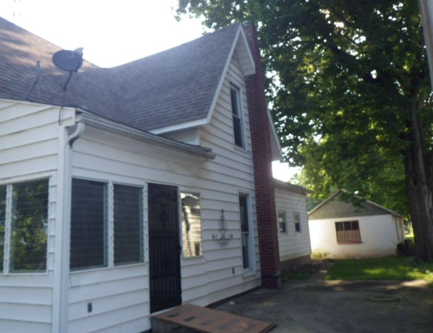 11 N Main St, Greens Fork IN Foreclosure Property