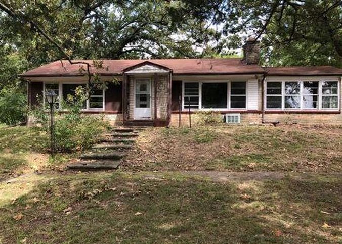 318 N Spring St, Steelville MO Foreclosure Property