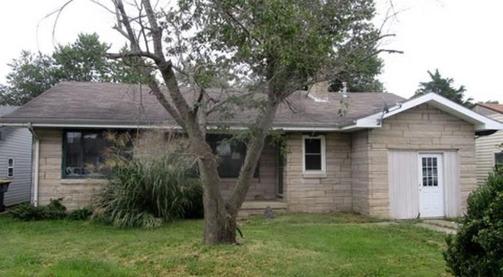 2612 Crystal St, Anderson IN Foreclosure Property