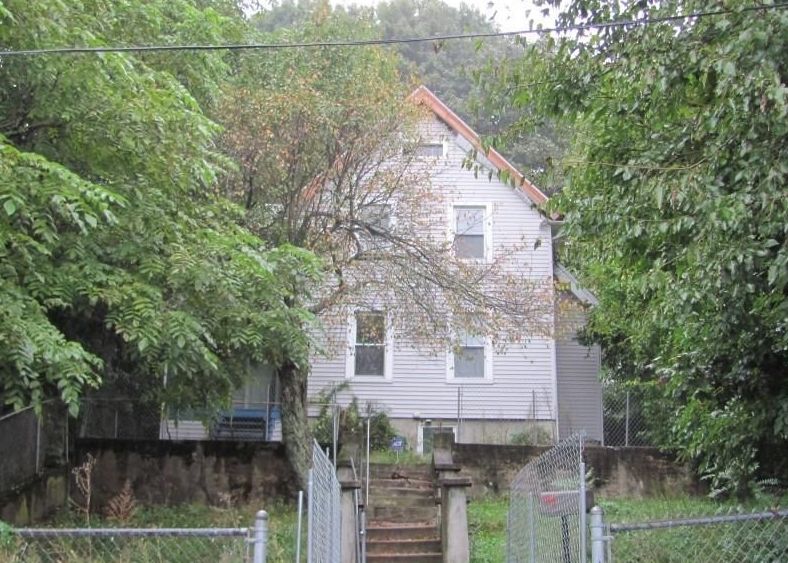 81 Easton Ave, Waterbury CT Foreclosure Property