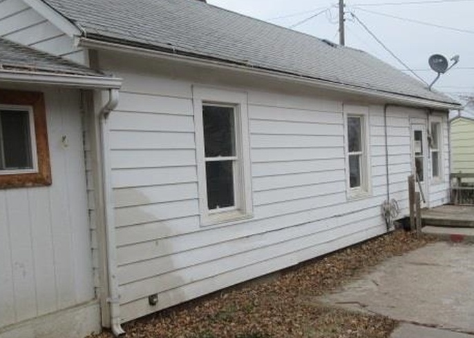 5415 S 32nd St, Omaha NE Foreclosure Property