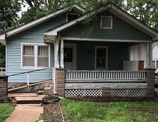309 S Orchard St, Clinton MO Foreclosure Property