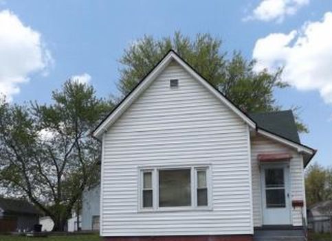 558 Chestnut St, Noblesville IN Foreclosure Property