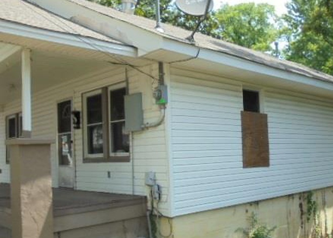 107 Pinewood St, Hot Springs National Park AR Foreclosure Property