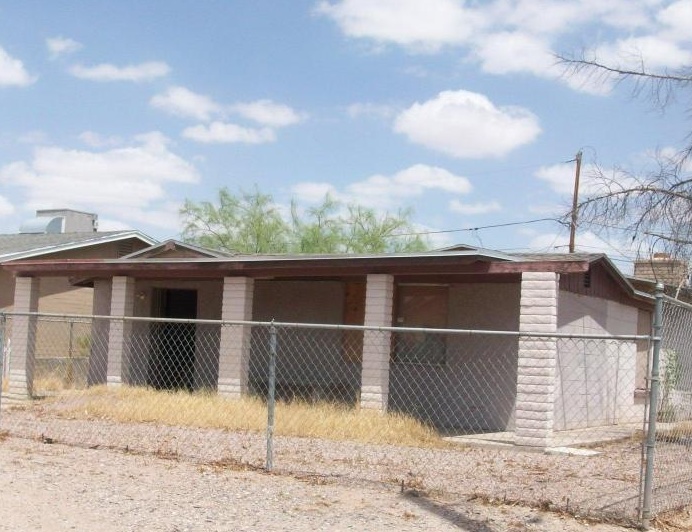1150 E 3rd St, Casa Grande AZ Foreclosure Property