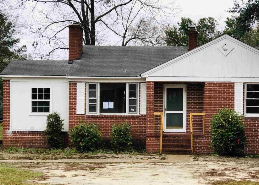 530 Old Stagecoach Rd, Camden SC Foreclosure Property