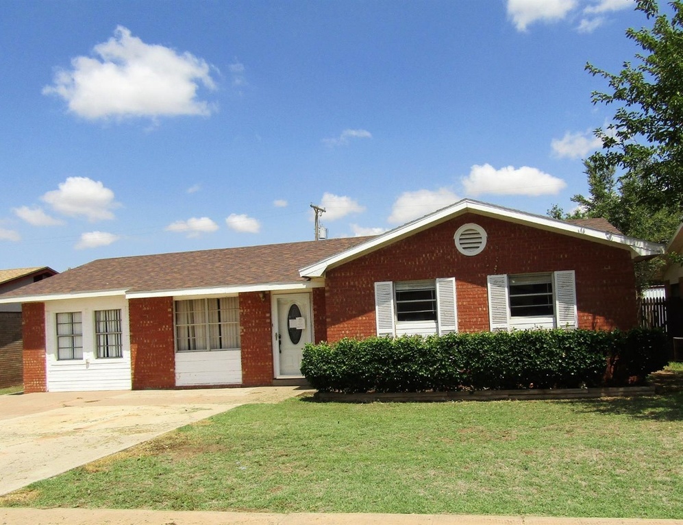 319 Michael St, Levelland TX Foreclosure Property