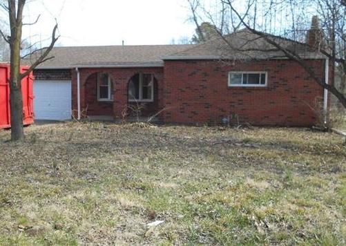 801 Howell Ave, East Saint Louis IL Foreclosure Property