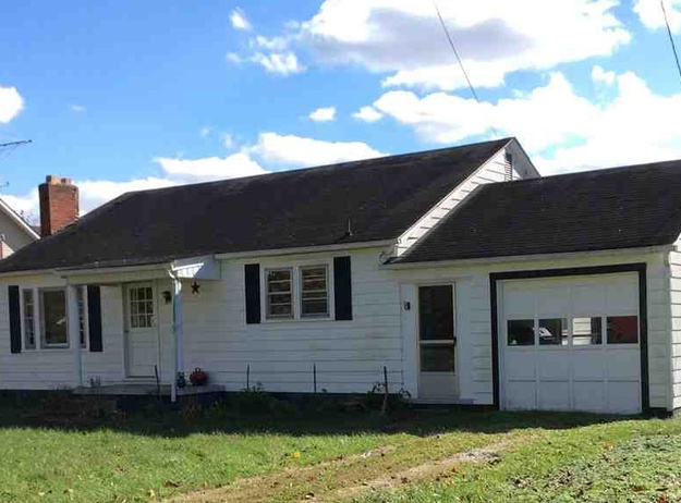 3437 Howells Mill Rd, Ona WV Foreclosure Property