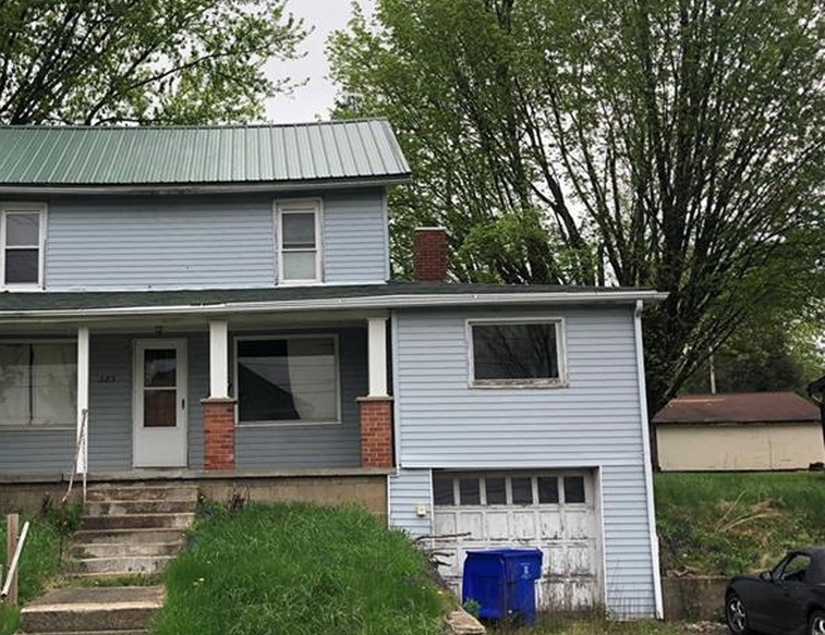 325 Elm St, Slippery Rock PA Foreclosure Property