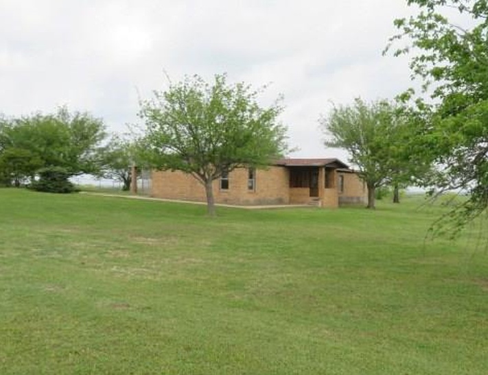 1737 Conrady Rd, Windthorst TX Foreclosure Property