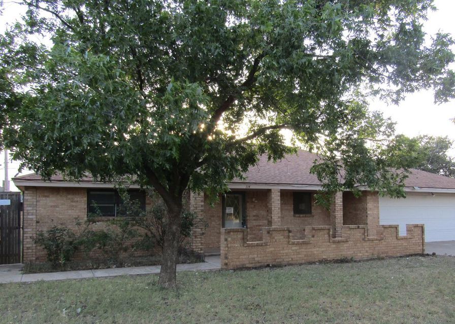 114 Joliet St, Levelland TX Foreclosure Property