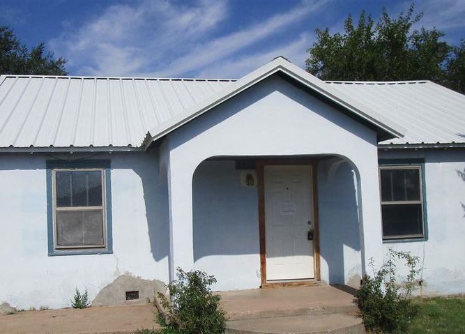 1221 S 4th St, Tucumcari NM Foreclosure Property