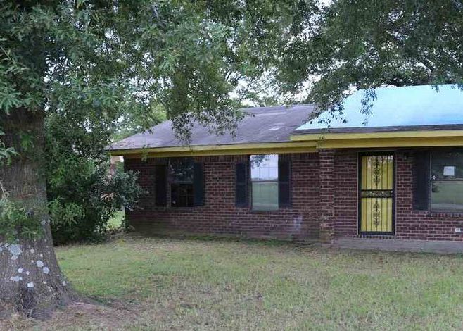 5599 Race Track Rd, Yazoo City MS Foreclosure Property