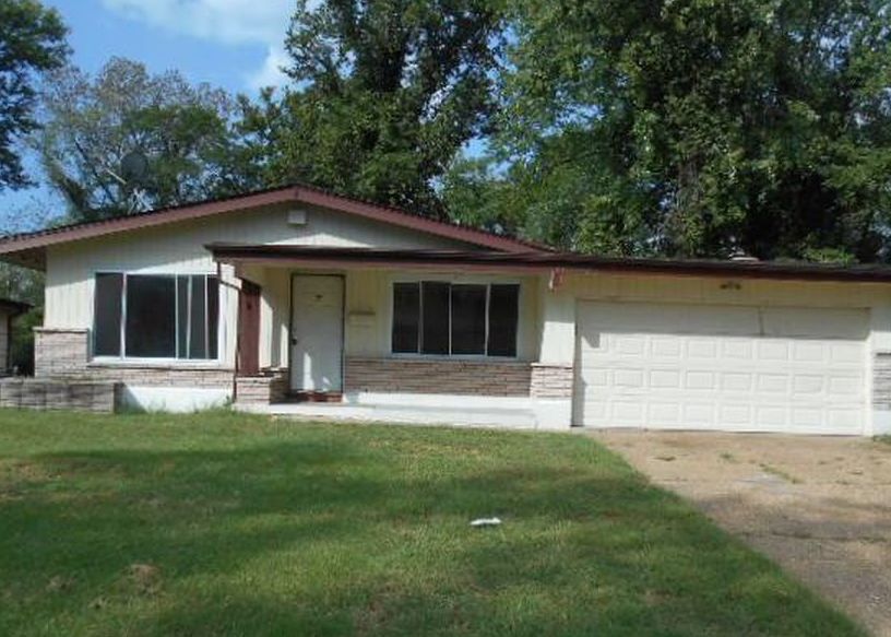 10205 Pannell Dr, Saint Louis MO Foreclosure Property