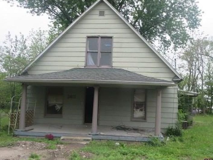 2612 E Elm St, Des Moines IA Foreclosure Property