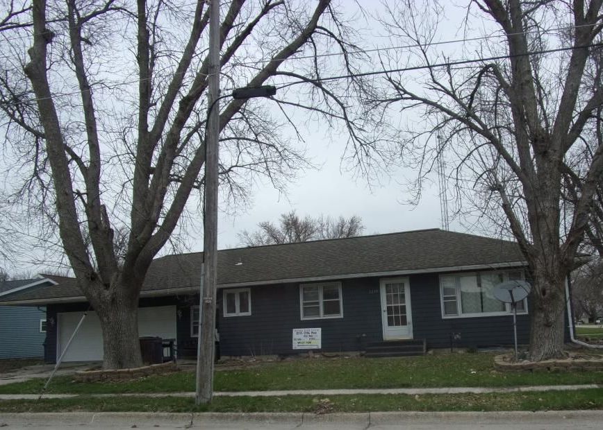 1235 13th Ave, Manson IA Foreclosure Property