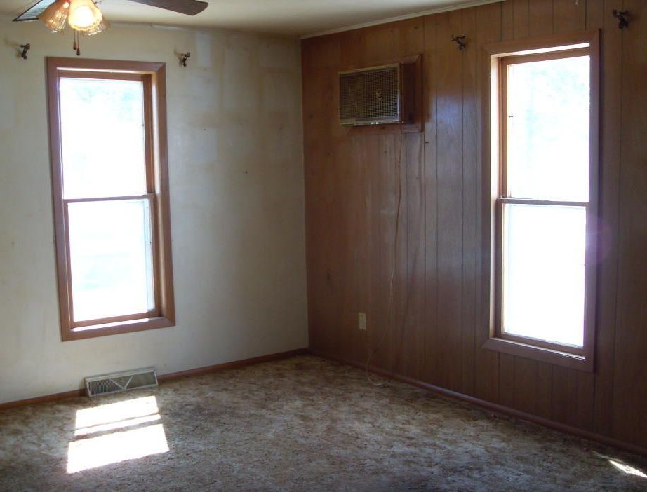 614 E 3rd St, Miller SD Foreclosure Property
