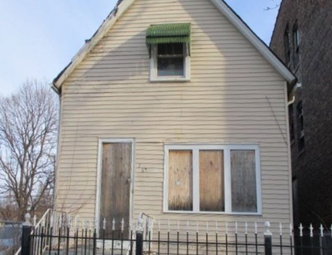 16 E 113th St, Chicago IL Foreclosure Property