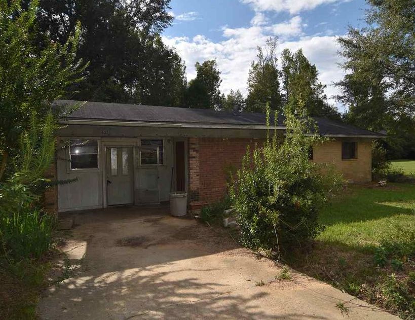 632 St Louis Ave Nw, Magee MS Foreclosure Property