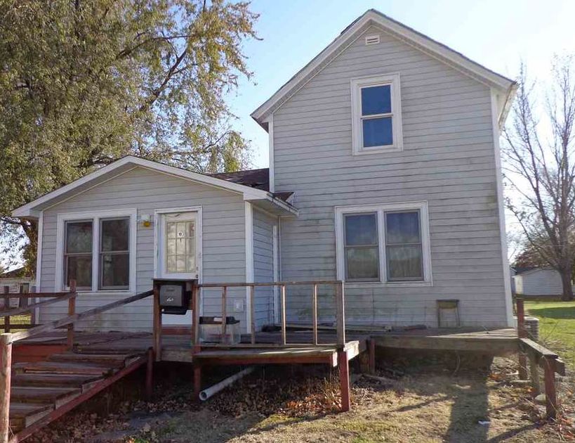 208 State St, Osage IA Foreclosure Property