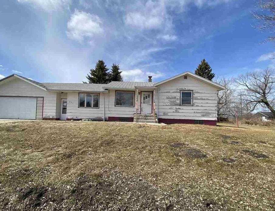 201 John St, Rolette ND Foreclosure Property