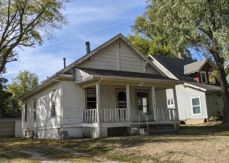 1611 10th St, Harlan IA Foreclosure Property