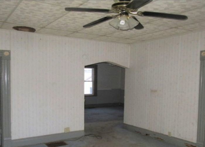 403 N Gray St, Sidell IL Foreclosure Property