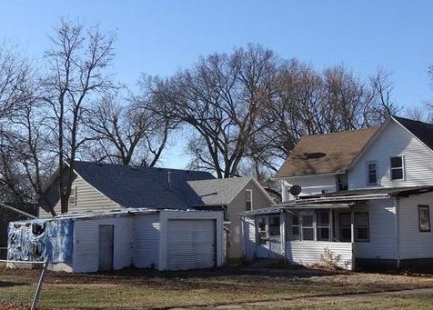 520 N 5th St, Estherville IA Foreclosure Property
