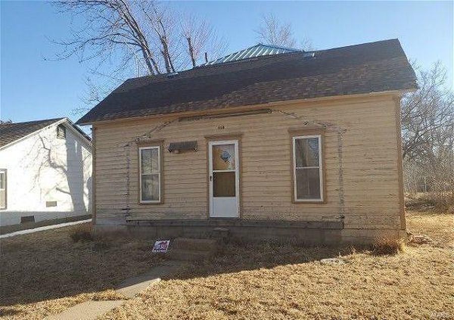 214 N 15th St, Atchison KS Foreclosure Property