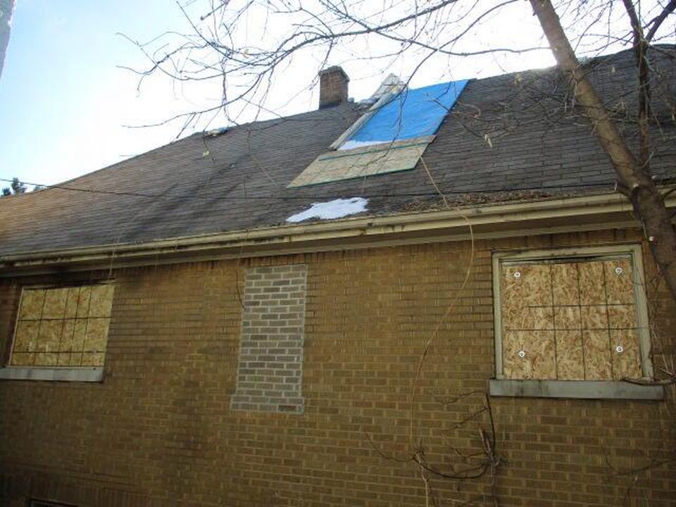 3761 N Port Washington Rd, Milwaukee WI Foreclosure Property