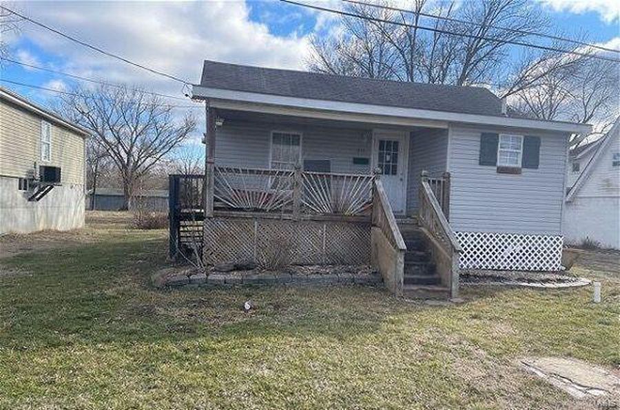 210 S Elm St, Pacific MO Foreclosure Property
