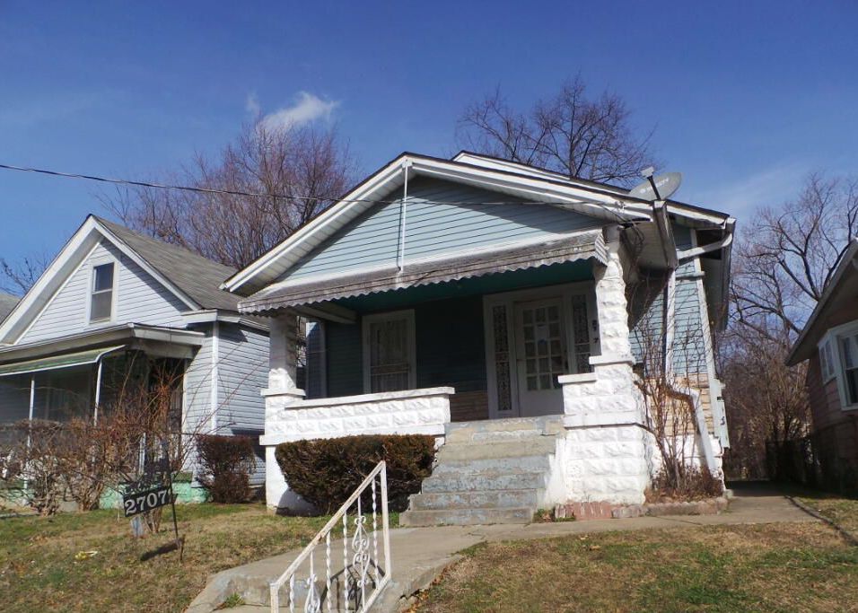 2707 Greenwood Ave, Louisville KY Foreclosure Property