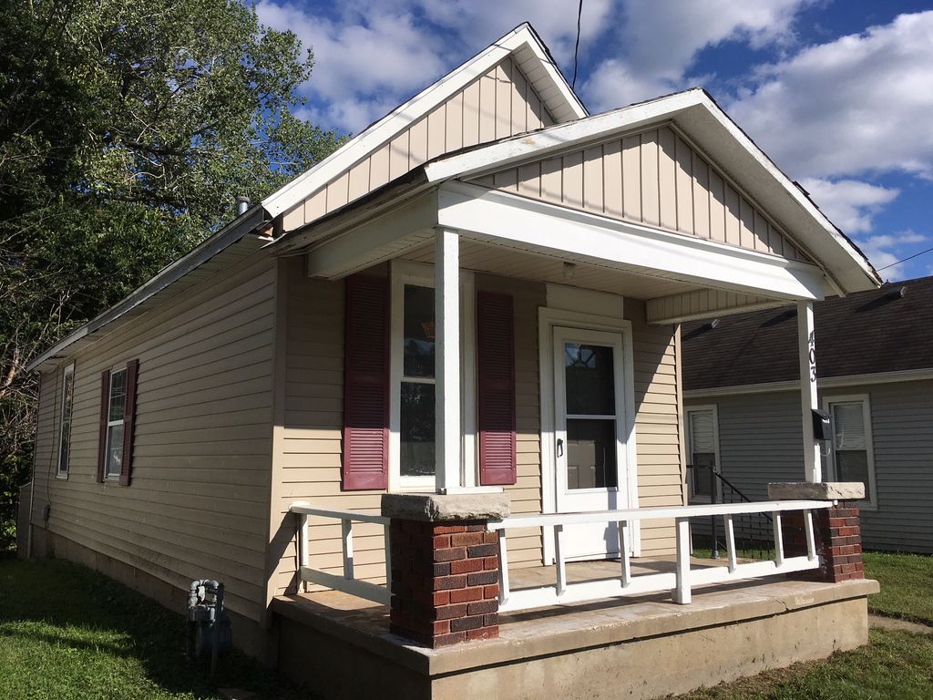 403 S Spring St, Independence MO Foreclosure Property