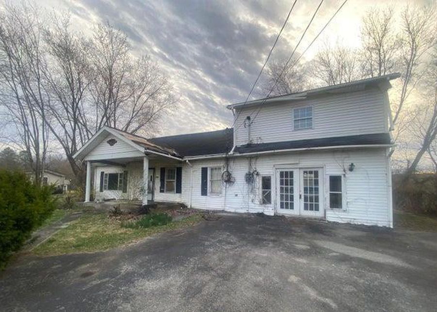 640 Lily School Rd, Lily KY Foreclosure Property