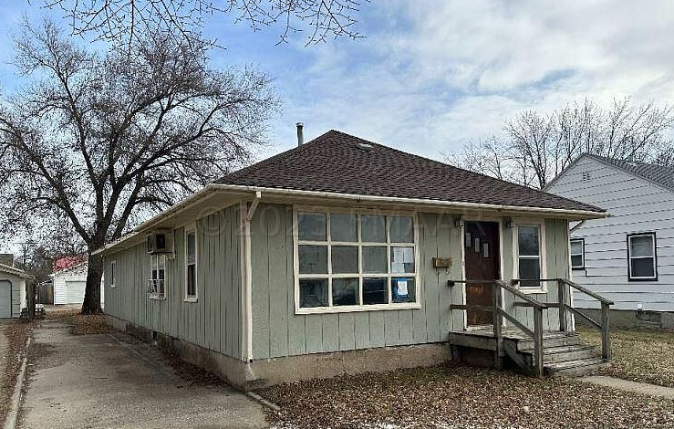 615 7th Ave Se, Jamestown ND Foreclosure Property
