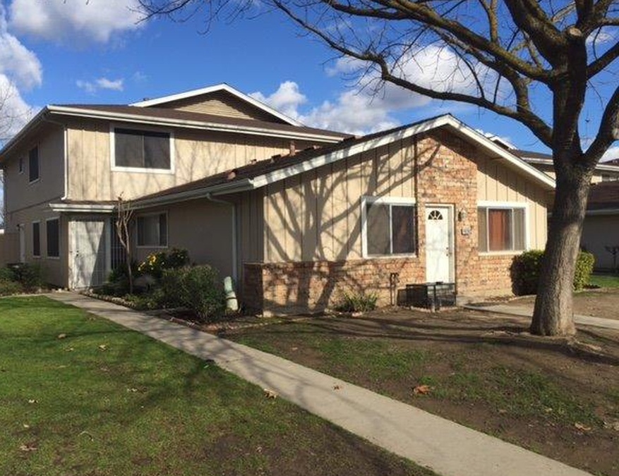 4936 N Holt Ave Apt 103, Fresno CA Pre-foreclosure Property