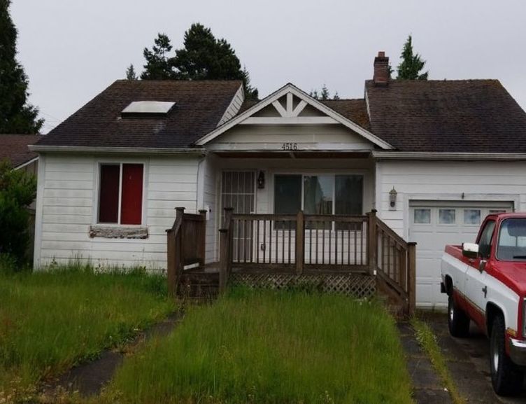 4516 S 10th St, Tacoma WA Pre-foreclosure Property