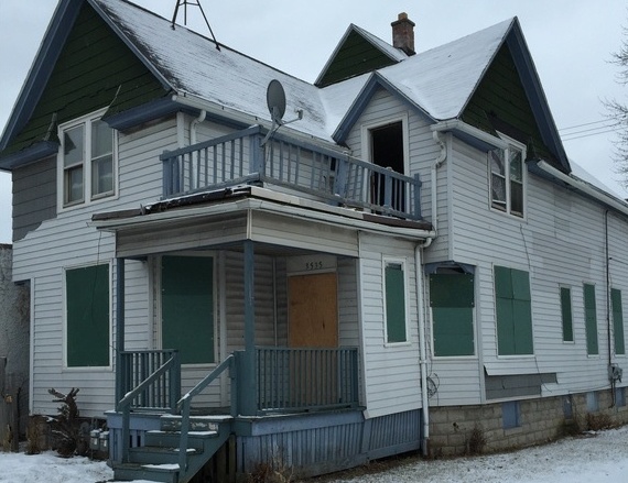 3535 W Vliet St, Milwaukee WI Pre-foreclosure Property
