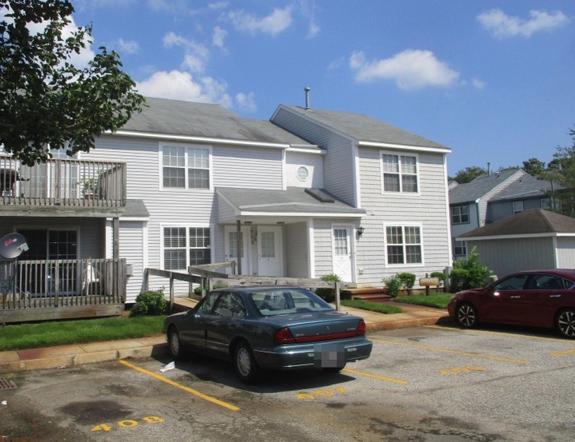 7 Oyster Bay Rd Apt B, Absecon NJ Pre-foreclosure Property