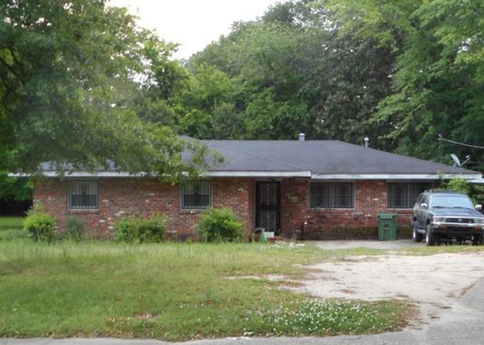 3351 Rosa L Parks Ave, Montgomery AL Pre-foreclosure Property