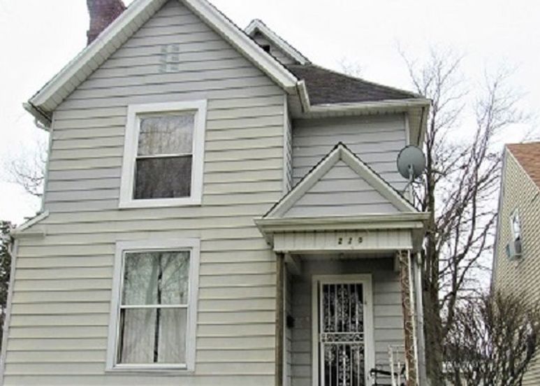 220 E Suttenfield St, Fort Wayne IN Pre-foreclosure Property