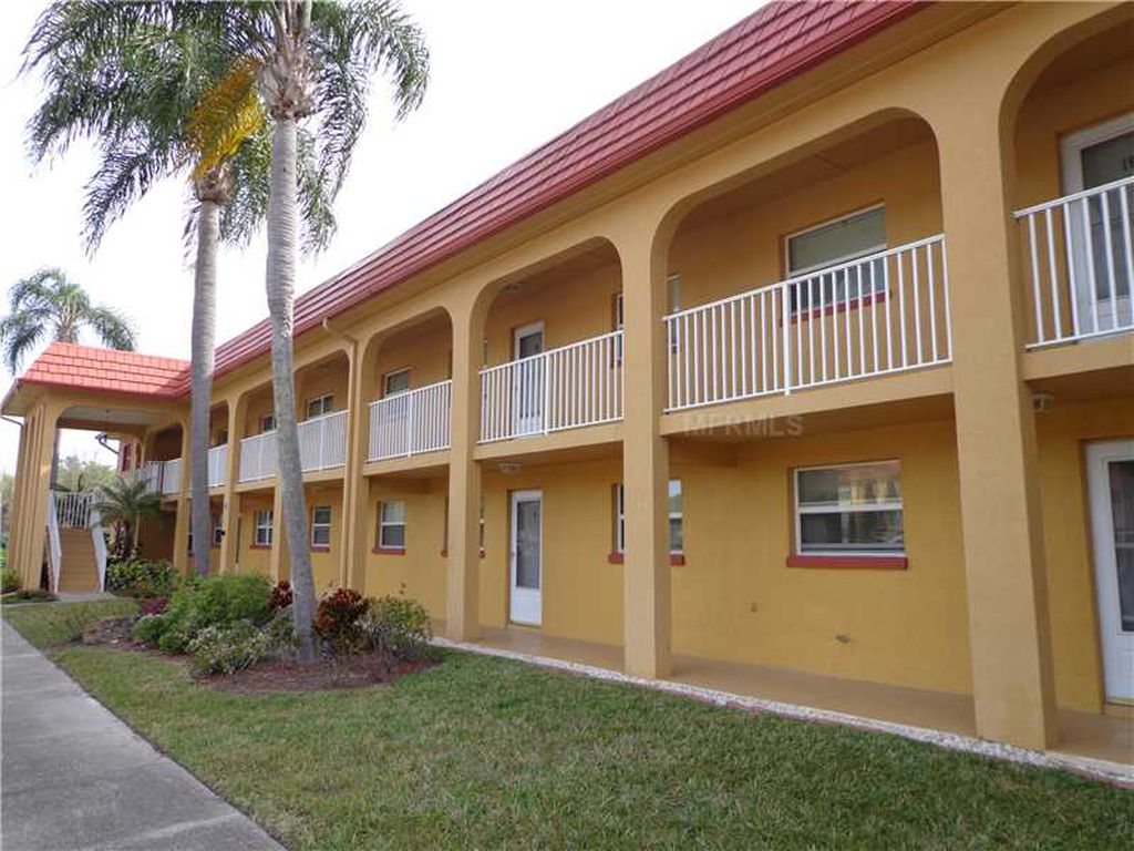 1301 S Hercules Ave Apt 5, Clearwater FL Pre-foreclosure Property