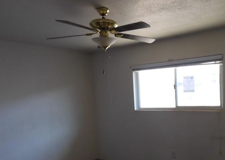 2576 W Main St, Barstow CA Pre-foreclosure Property