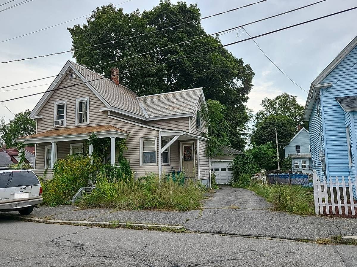 45 Townsend St, Fitchburg MA Pre-foreclosure Property
