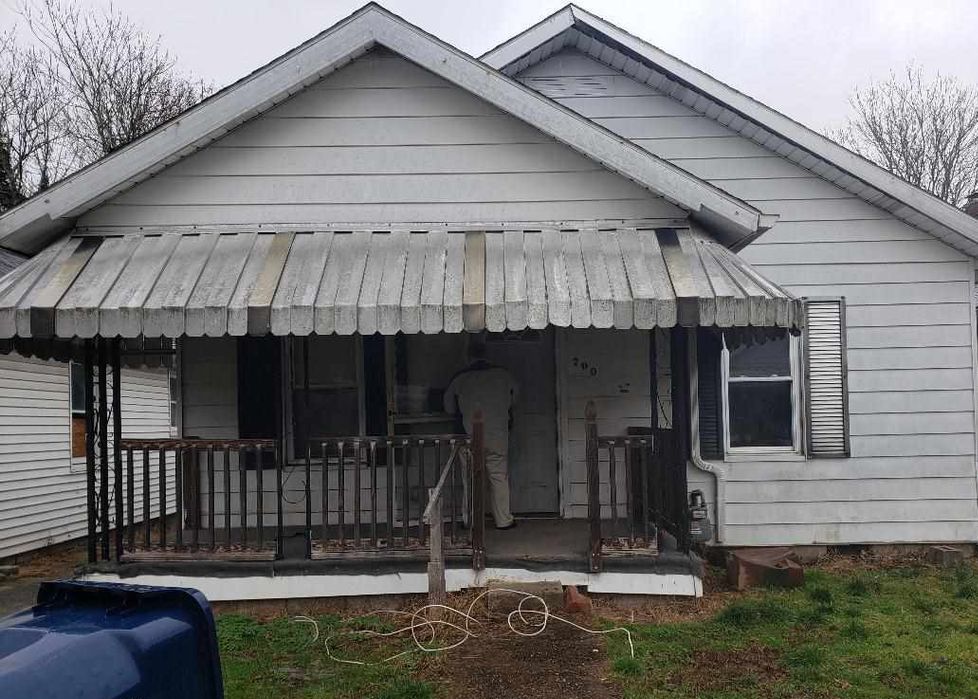 700 May Ct, Ashland KY Pre-foreclosure Property